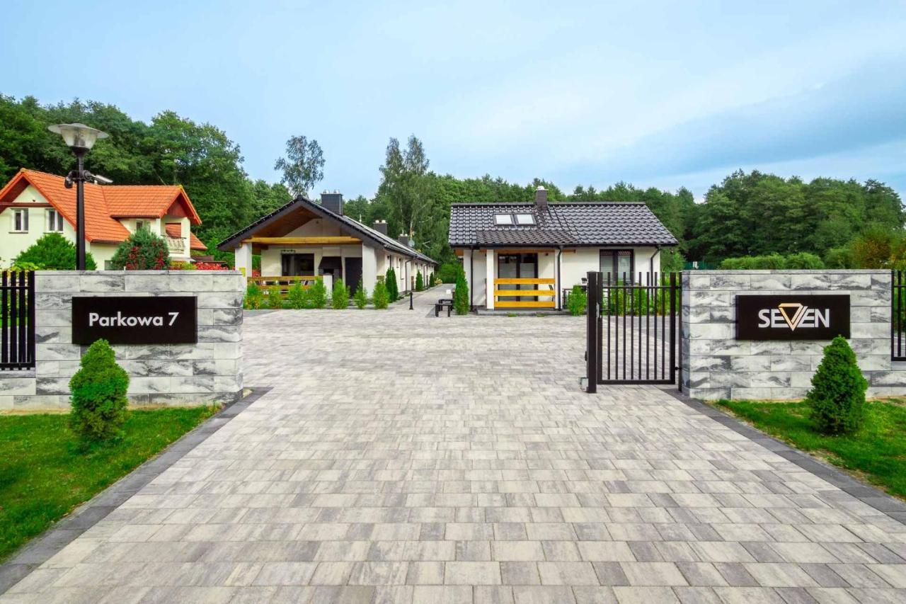 Domki Letniskowe - Seven Dąbki Exterior foto