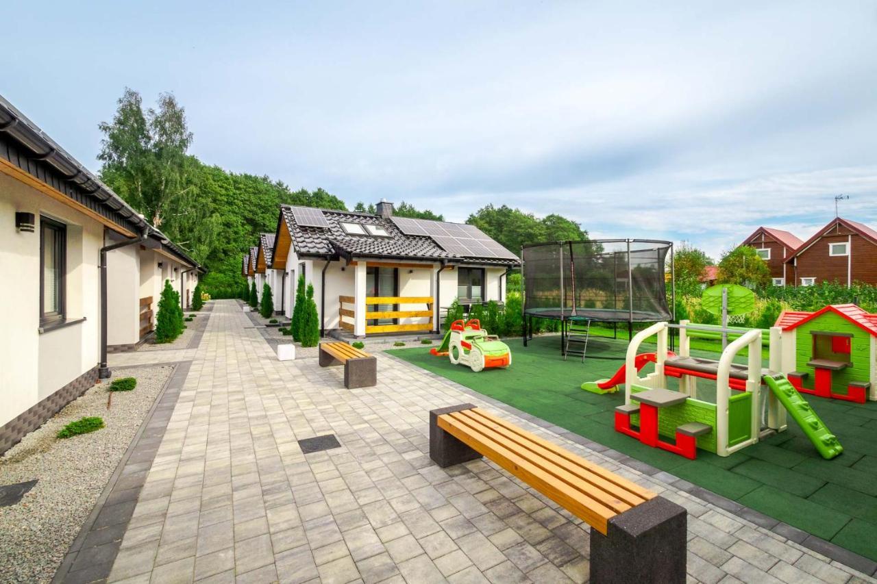 Domki Letniskowe - Seven Dąbki Exterior foto
